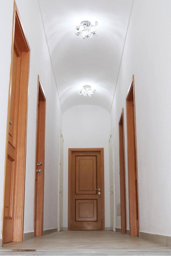 Clelia'S Boutique Rooms & Suites La Maddalena  Bagian luar foto